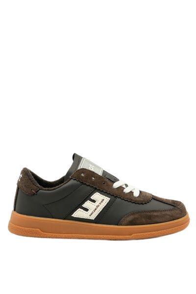 East Pacific Trade dames sneakers bruin